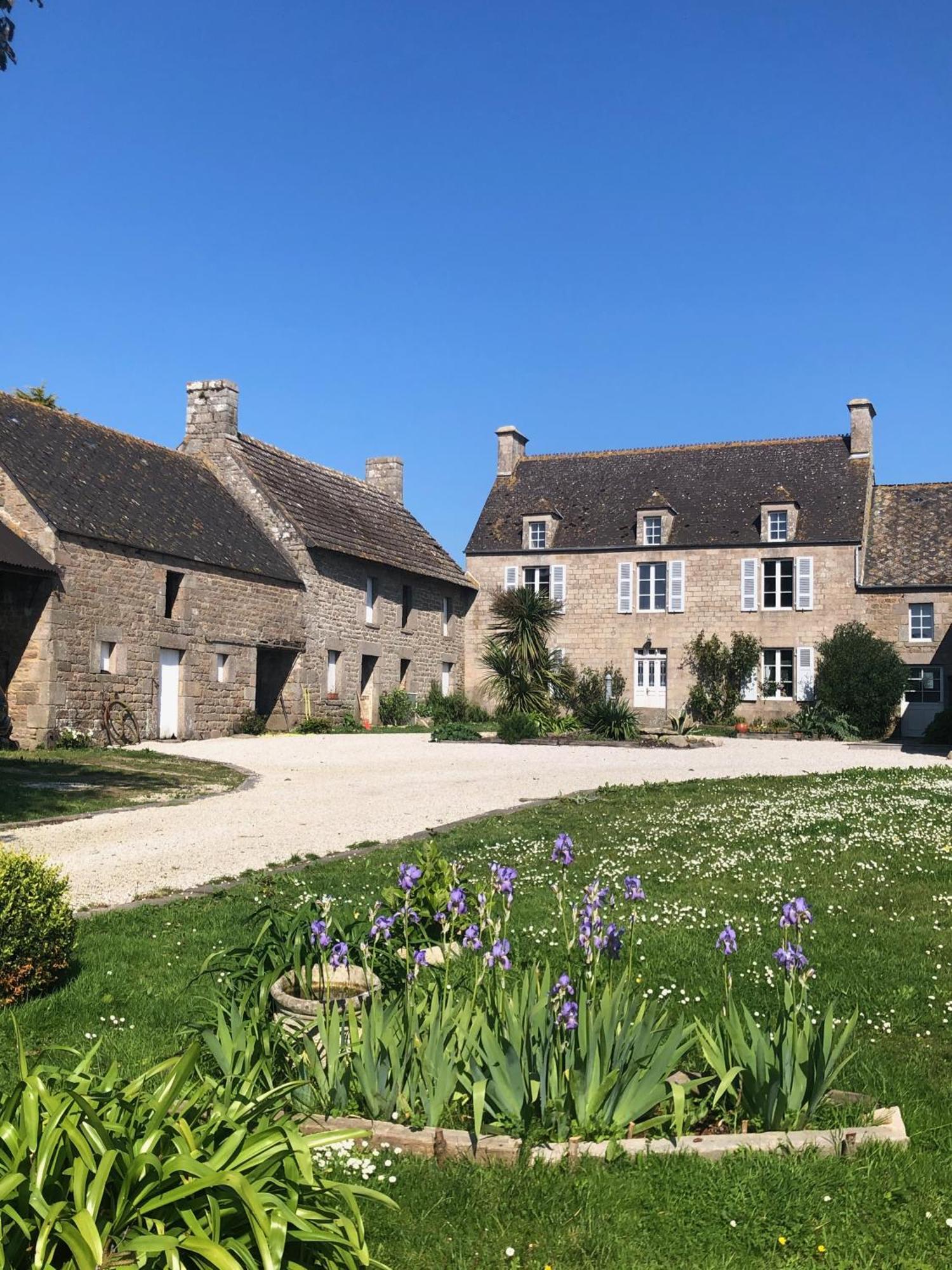 Отель La Ferme De Nehou Gatteville-le-Phare Экстерьер фото